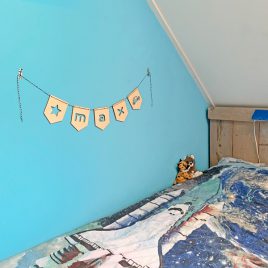 houten naamslinger houten lettervlag lettervlaggen naamslingers naam letter letters getal getallen symbolen laserkracht